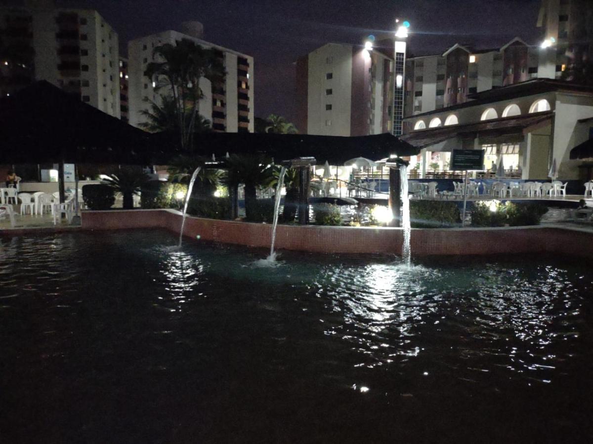 Hot Springs Flat Master Luxo Com Banheira * Caldas Novas