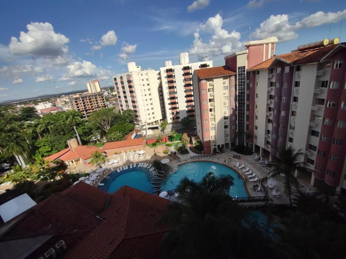 Hot Springs Flat Master Luxo Com Banheira *