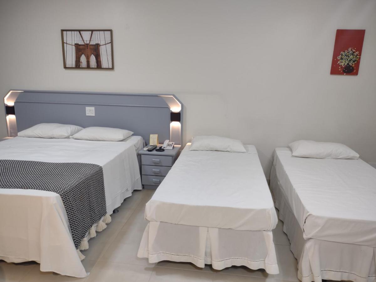 Hot Springs Flat Master Luxo Com Banheira *