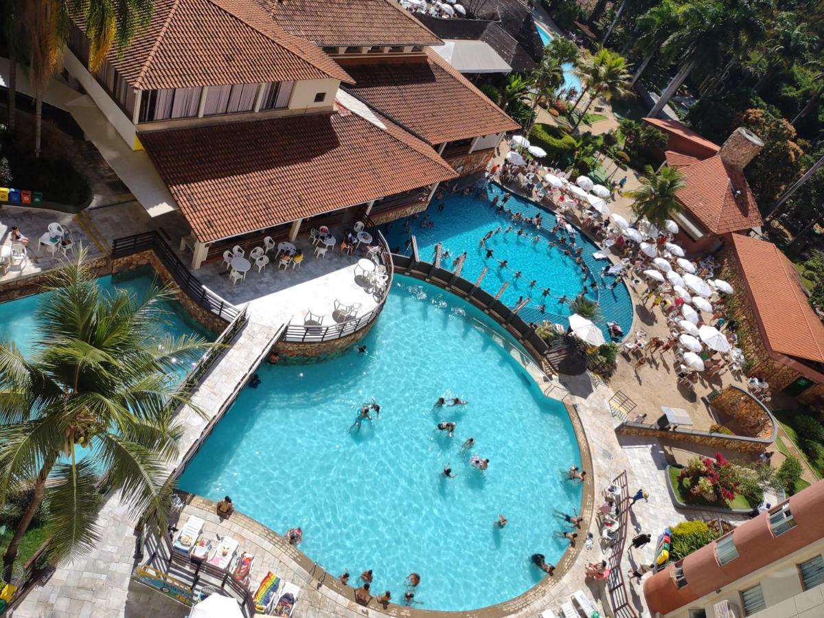 Hot Springs Flat Master Luxo Com Banheira *