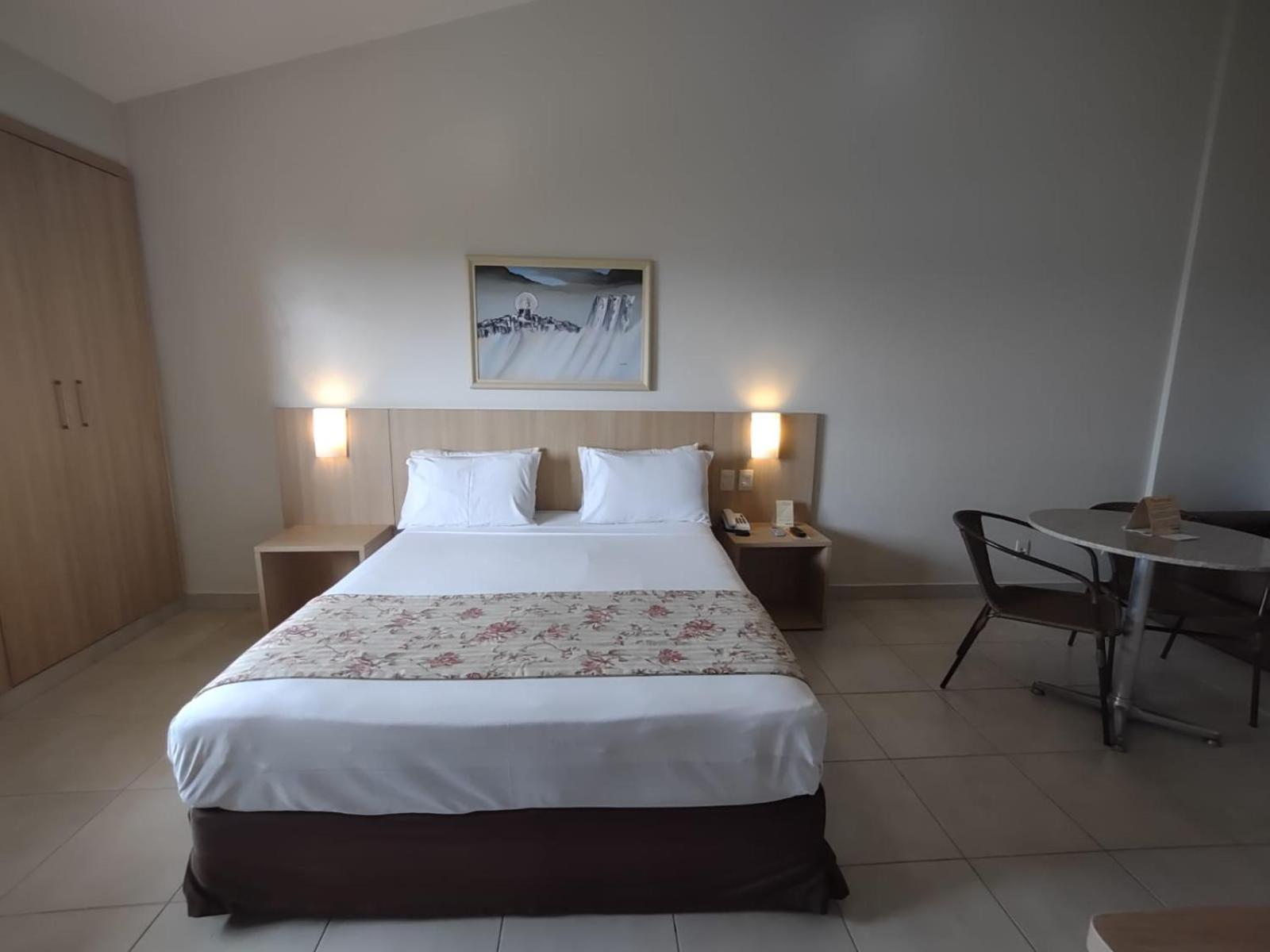 Hot Springs Flat Master Luxo Com Banheira * Caldas Novas
