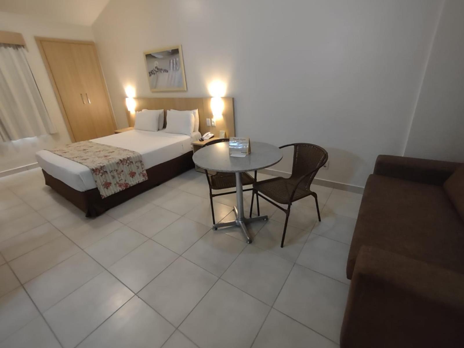 Hot Springs Flat Master Luxo Com Banheira Aparthotel Caldas Novas
