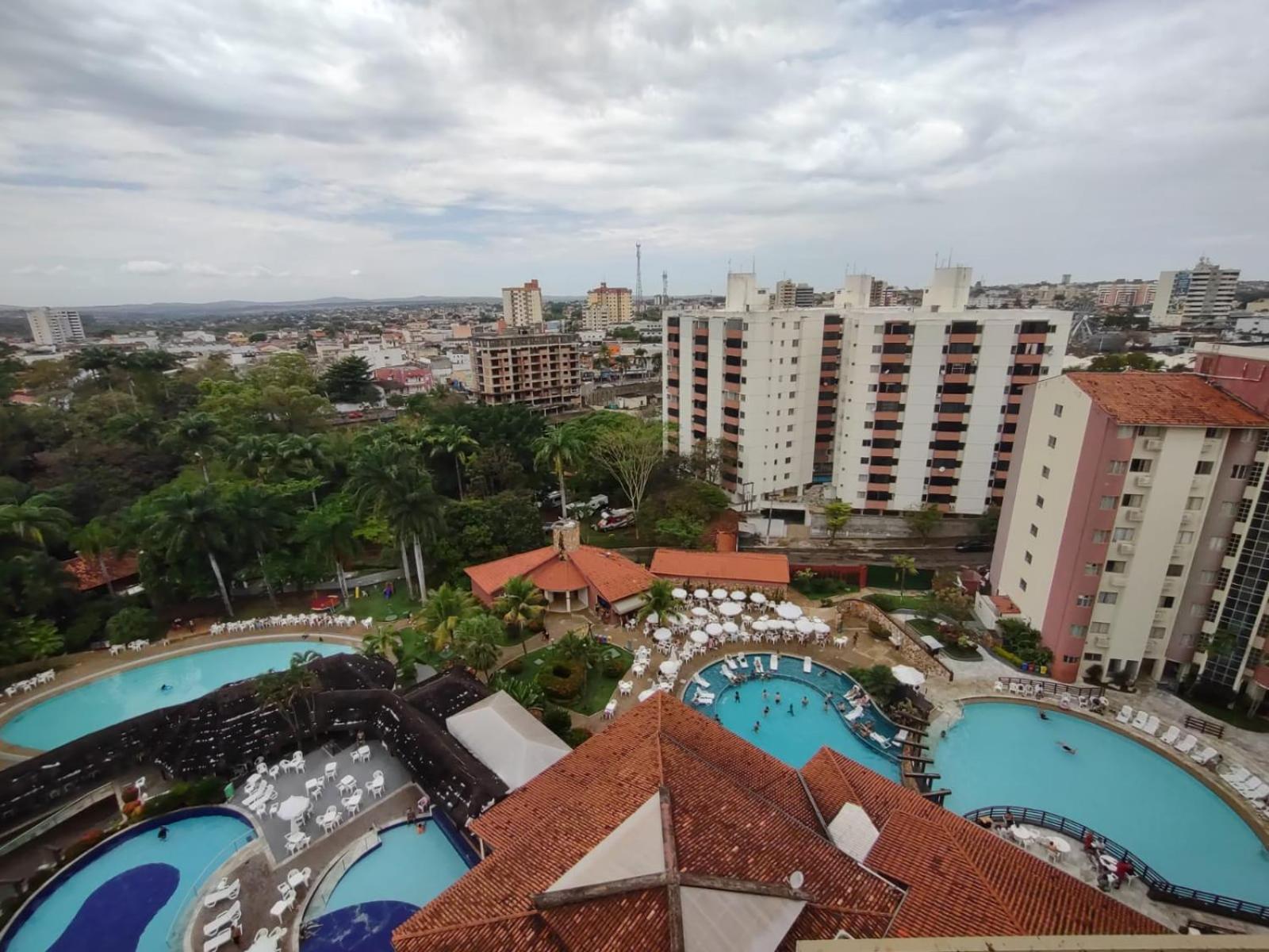 Hot Springs Flat Master Luxo Com Banheira