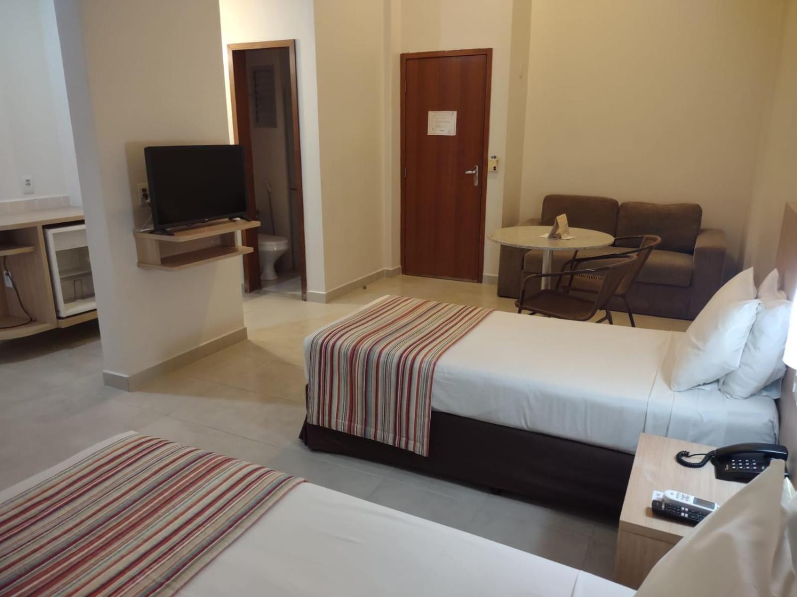 Hot Springs Flat Master Luxo Com Banheira Aparthotel Caldas Novas