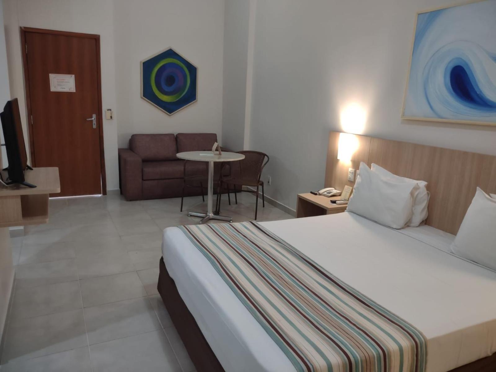 Hot Springs Flat Master Luxo Com Banheira