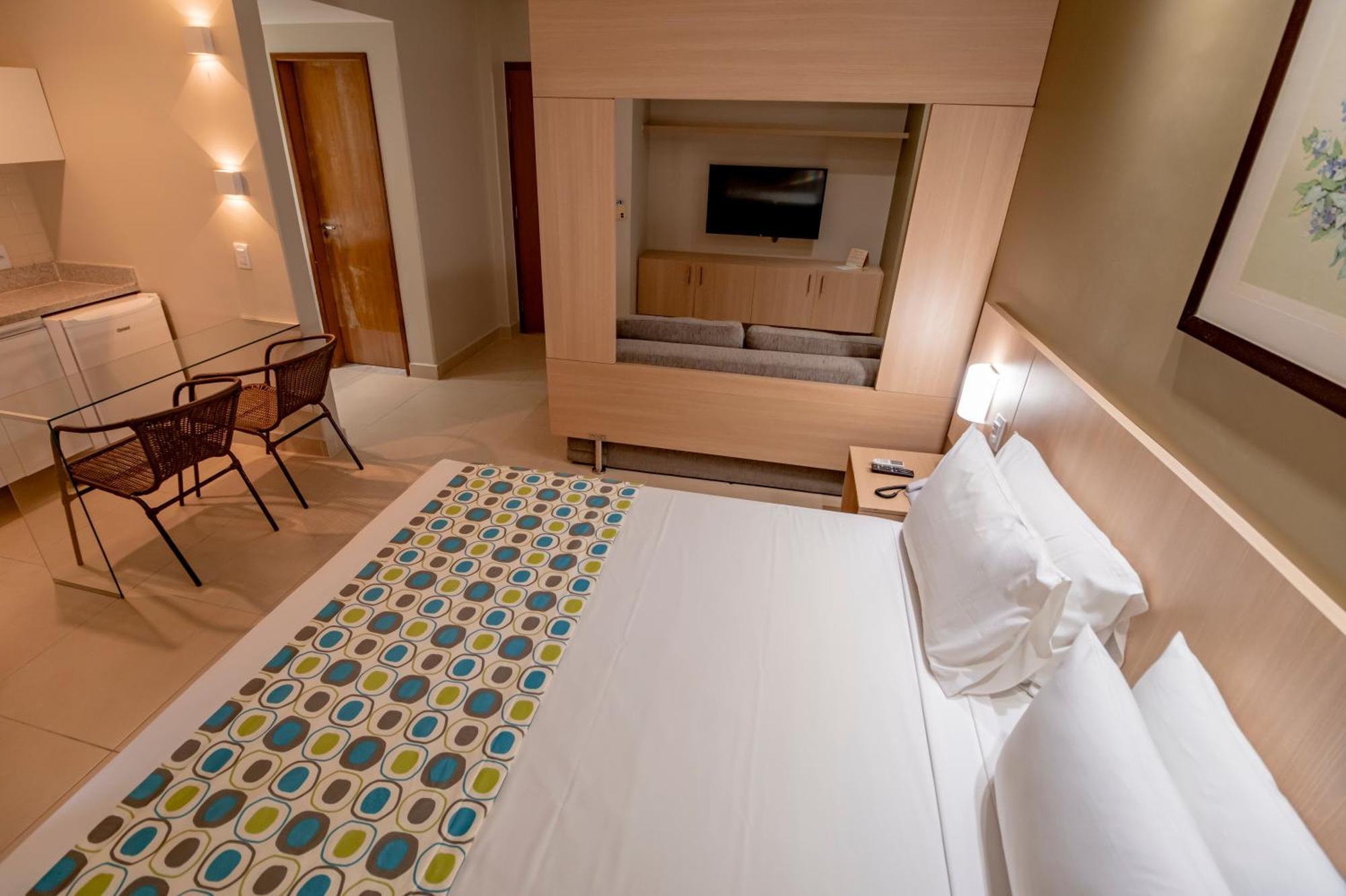 Aparthotel Hot Springs Flat Master Luxo Com Banheira *