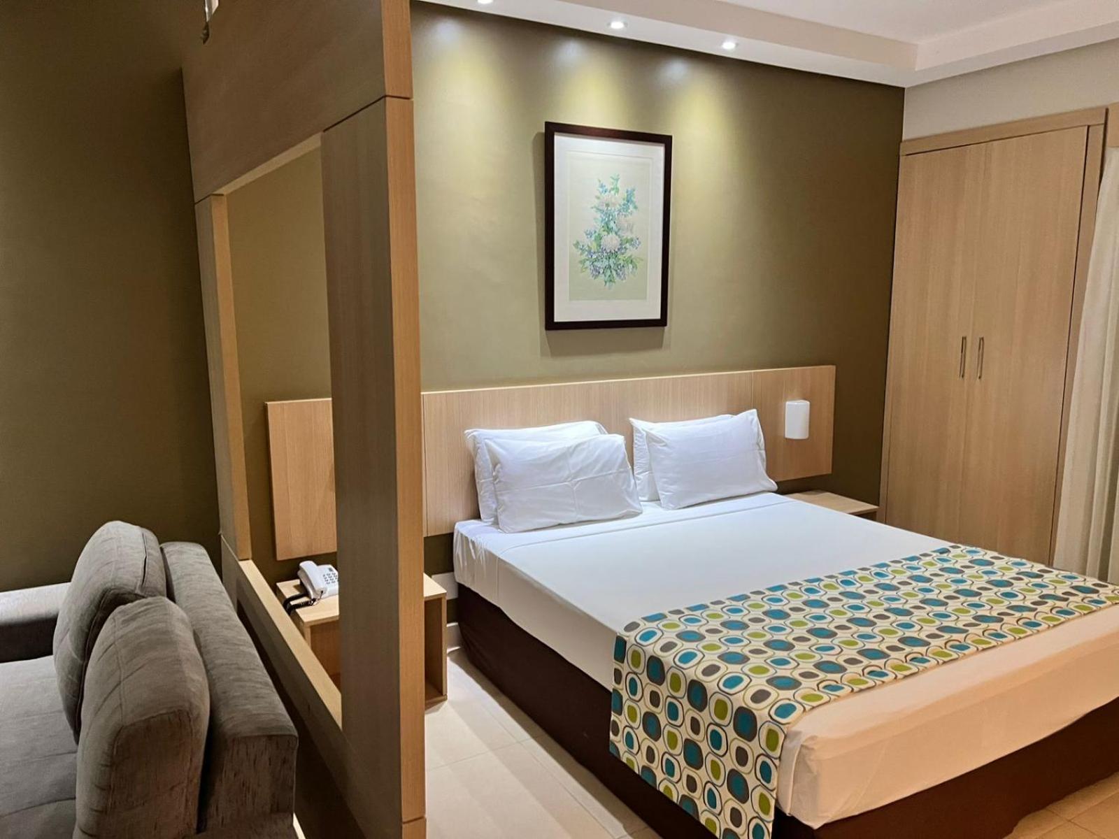 Hot Springs Flat Master Luxo Com Banheira * Caldas Novas